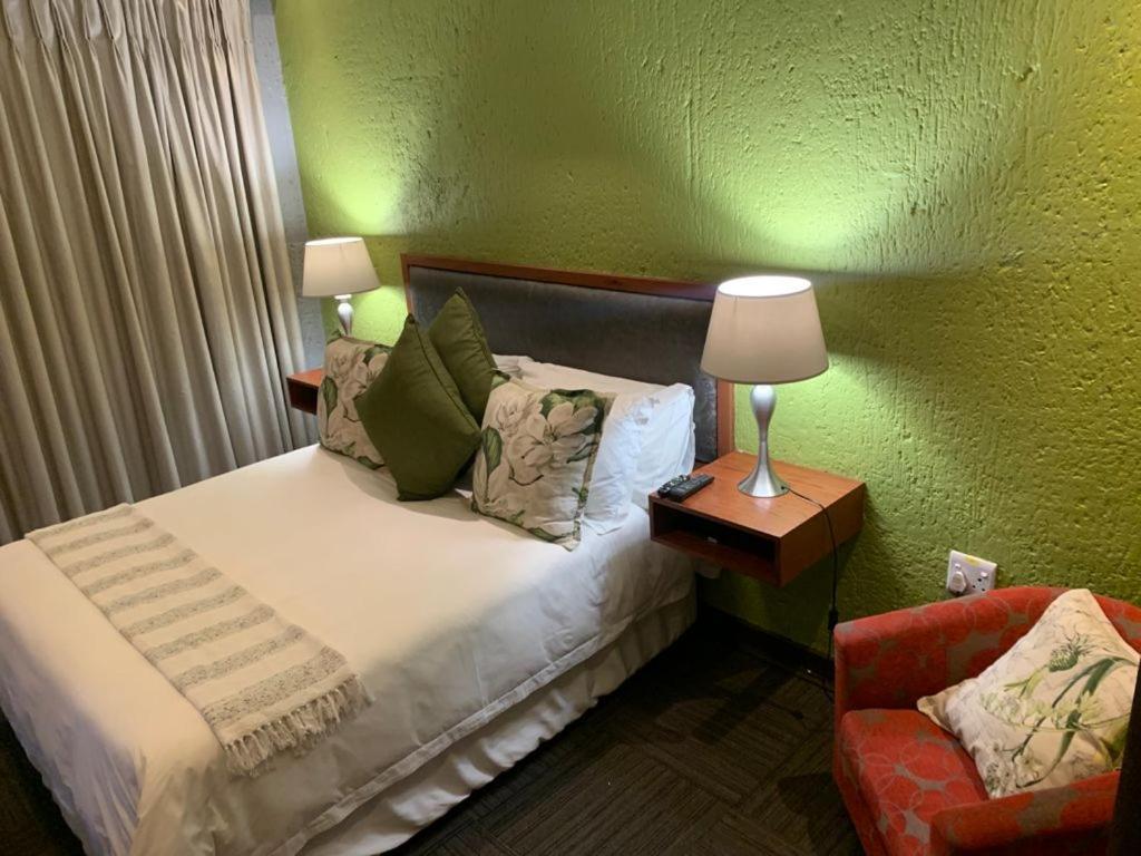 Elrido Guest Lodge Bloemfontein Exteriör bild