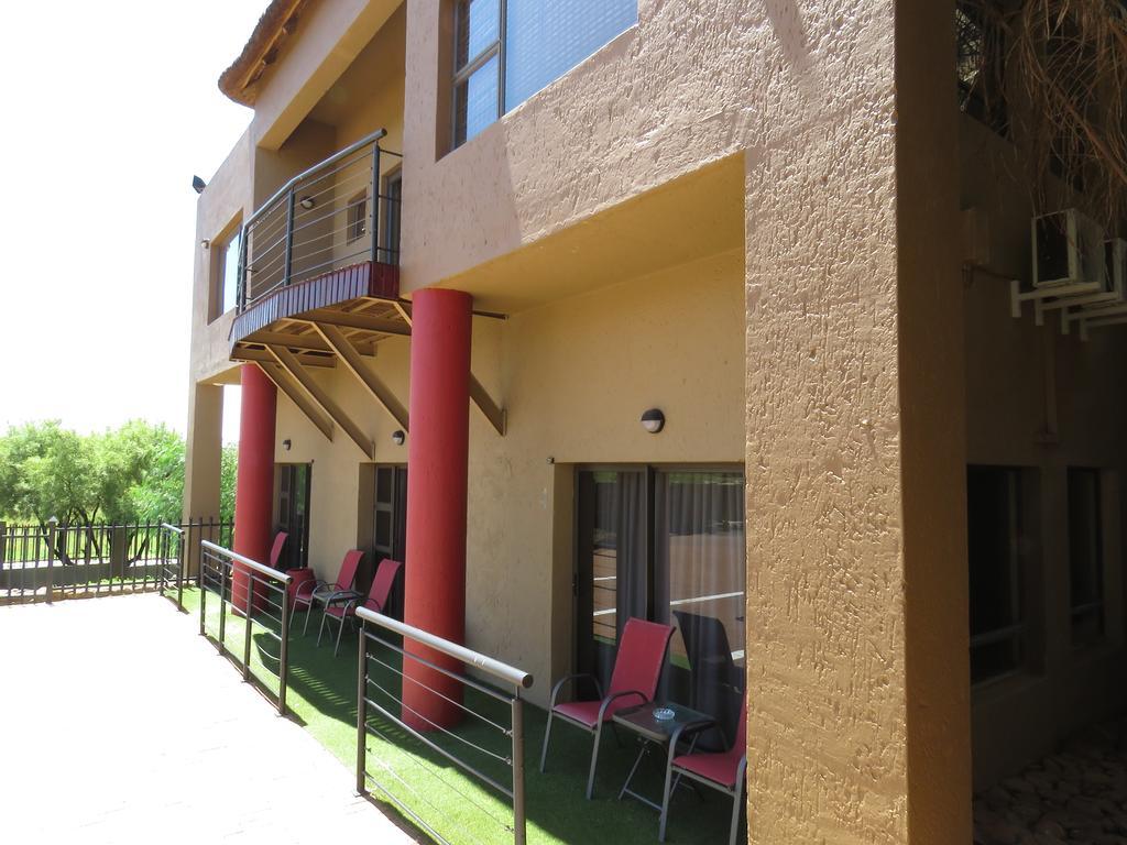 Elrido Guest Lodge Bloemfontein Exteriör bild