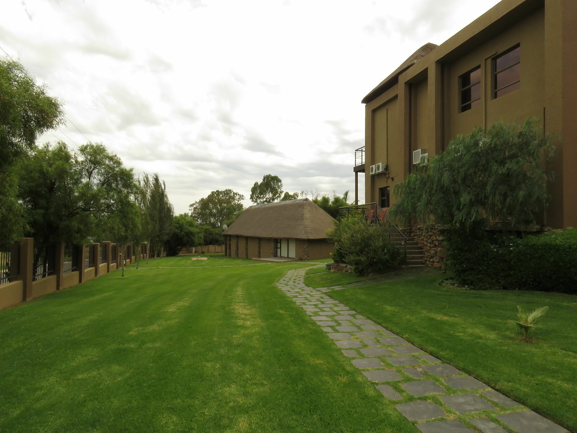 Elrido Guest Lodge Bloemfontein Exteriör bild